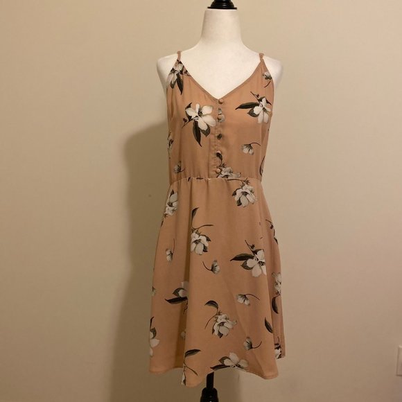 Dynamite Mini Floral Dress - Picture 1 of 4